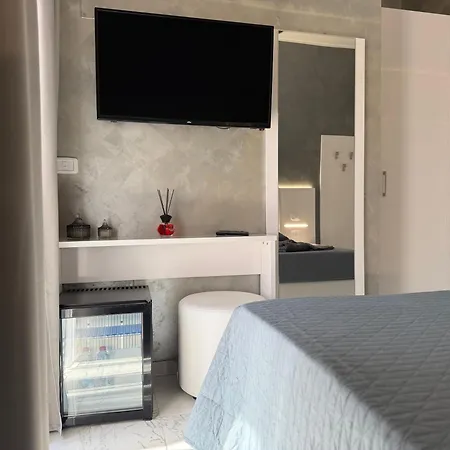 Luxury E Apricena