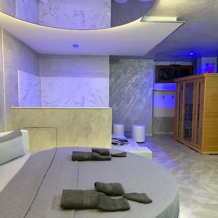 Luxury E 住宿加早餐酒店