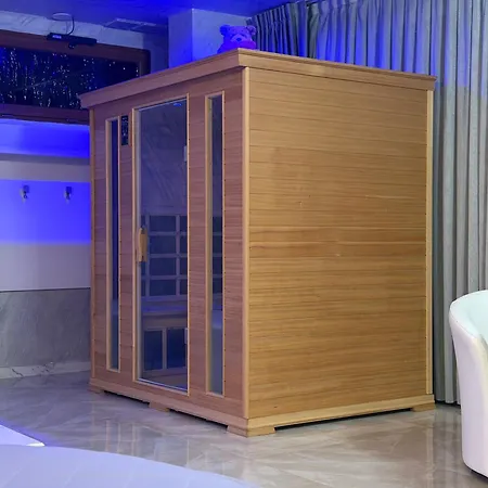 Luxury E Apricena