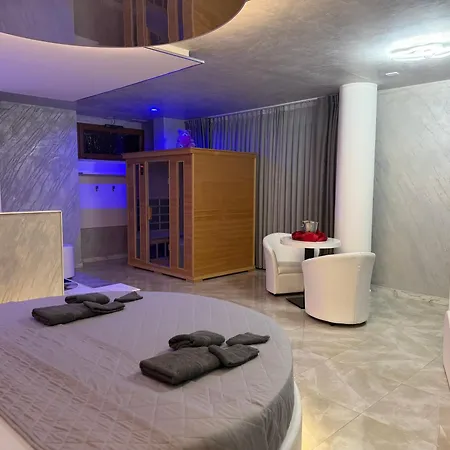 Luxury E Apricena