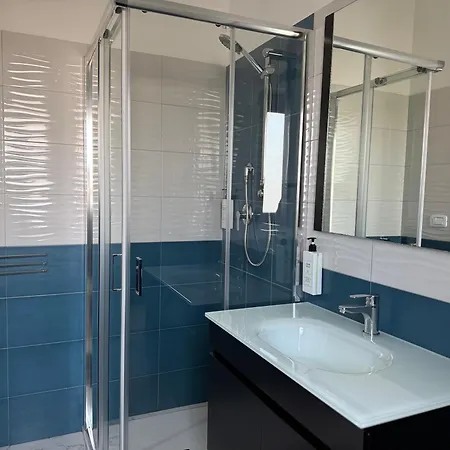 فندق مبيت وإفطار Luxury E Apricena